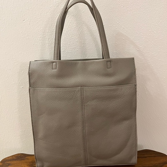 Kenneth Cole New York Christie Leather Tote Handbag – Light Gray - Picture 3 of 8